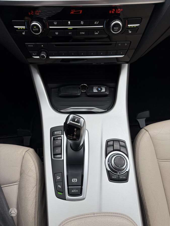 BMW X4, 2.0 l., off-road / crossover