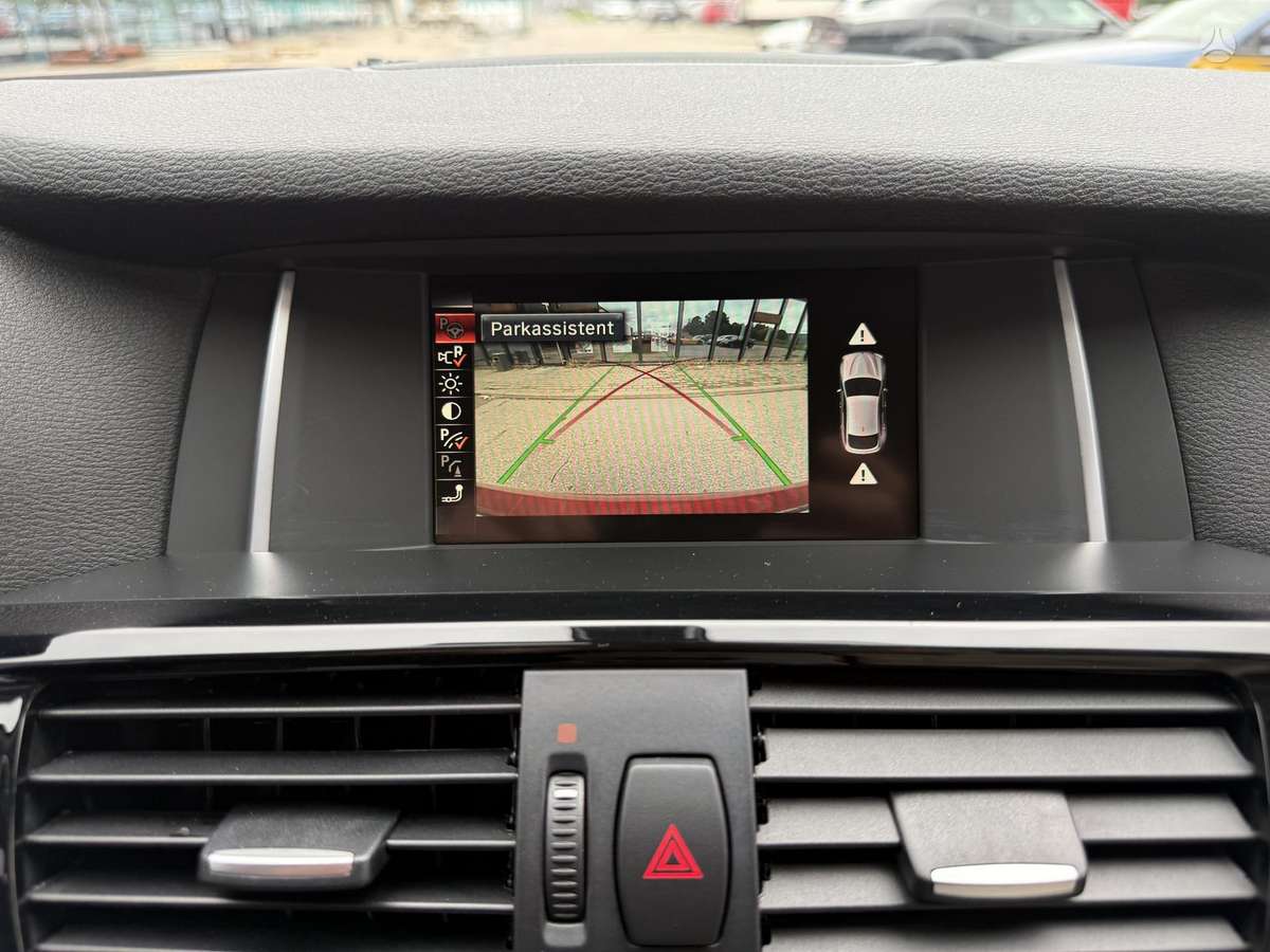 BMW X4, 2.0 l., off-road / crossover