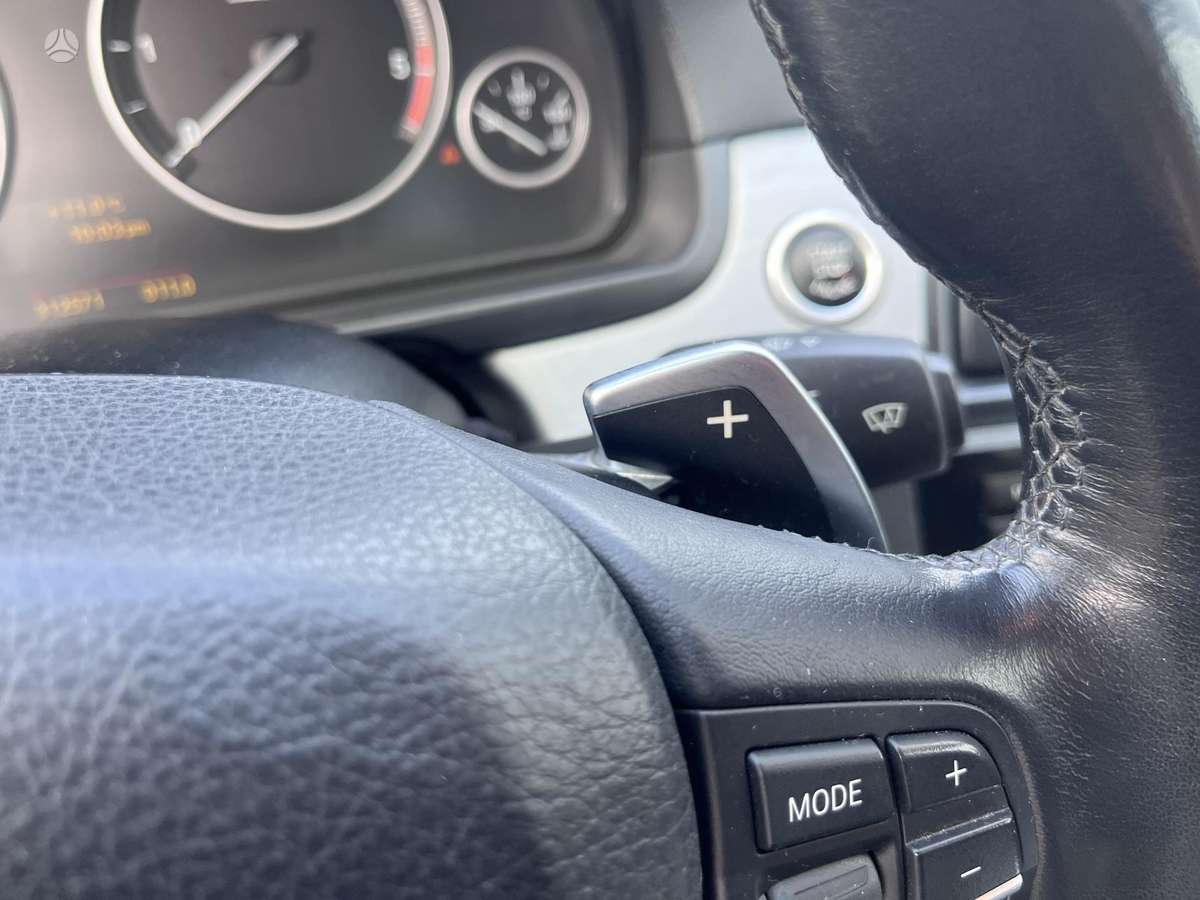 BMW 520, 2.0 l., sedanas
