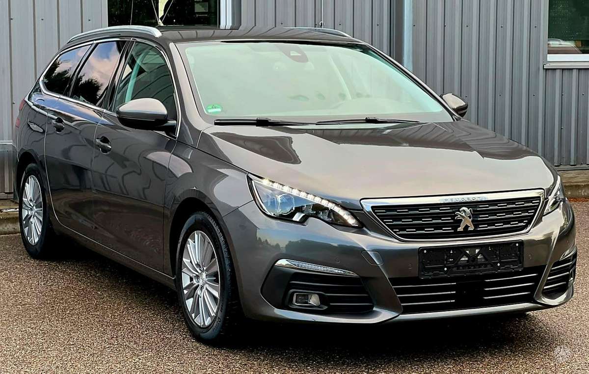 Peugeot 308, 1.2 l., Универсал