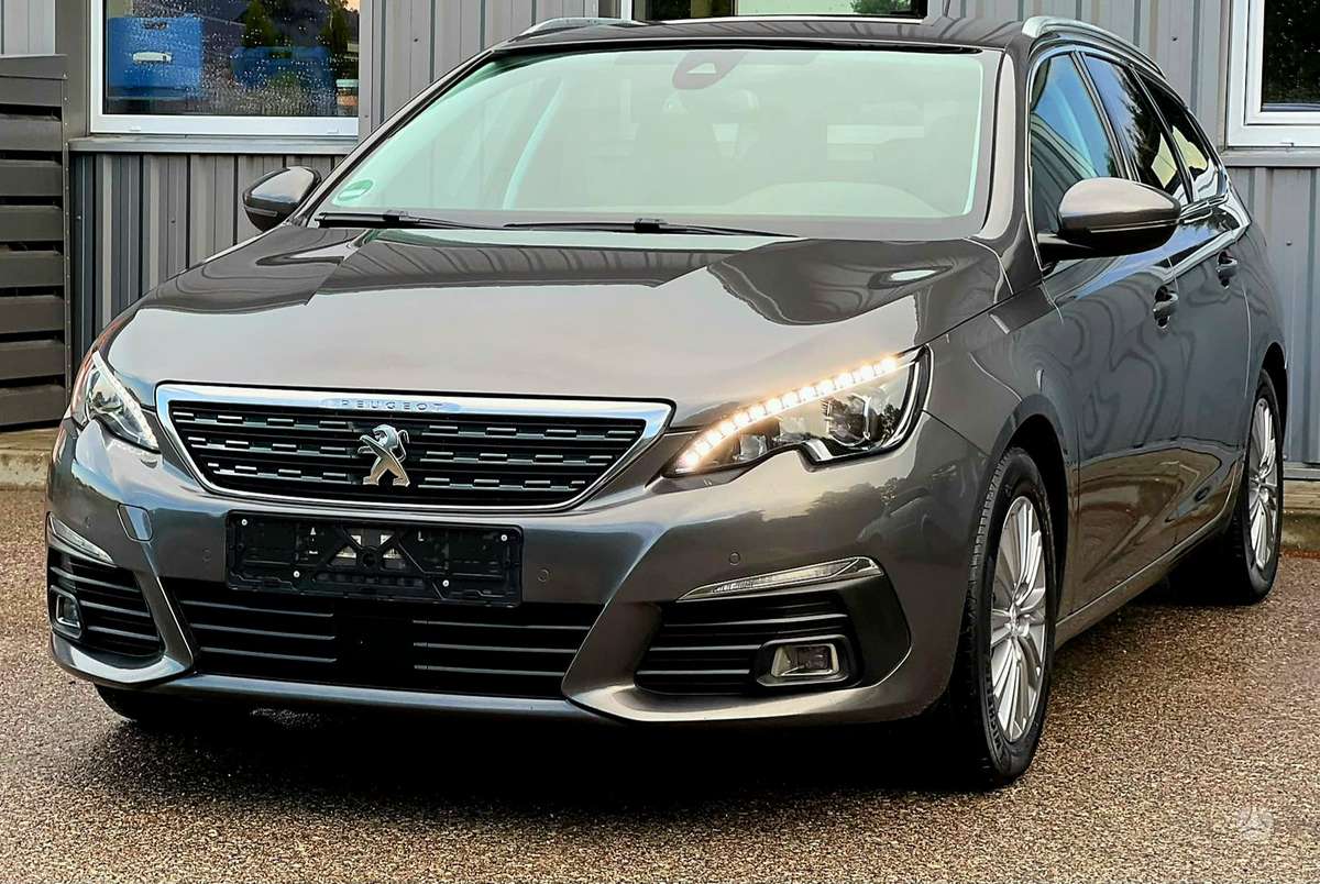 Peugeot 308, 1.2 l., Универсал