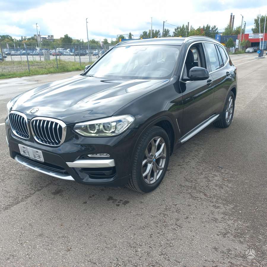BMW X3, 2.0 l., off-road / crossover