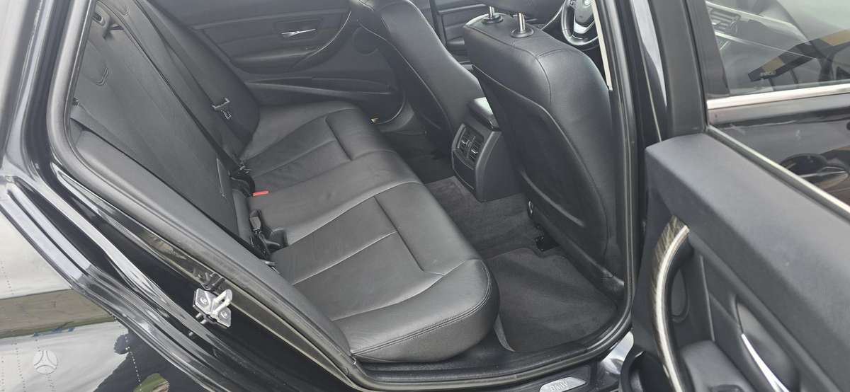 BMW 320, 2.0 l., wagon