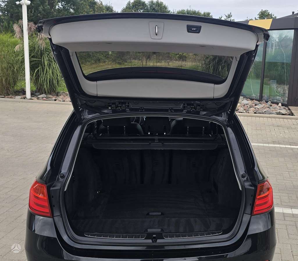 BMW 320, 2.0 l., wagon