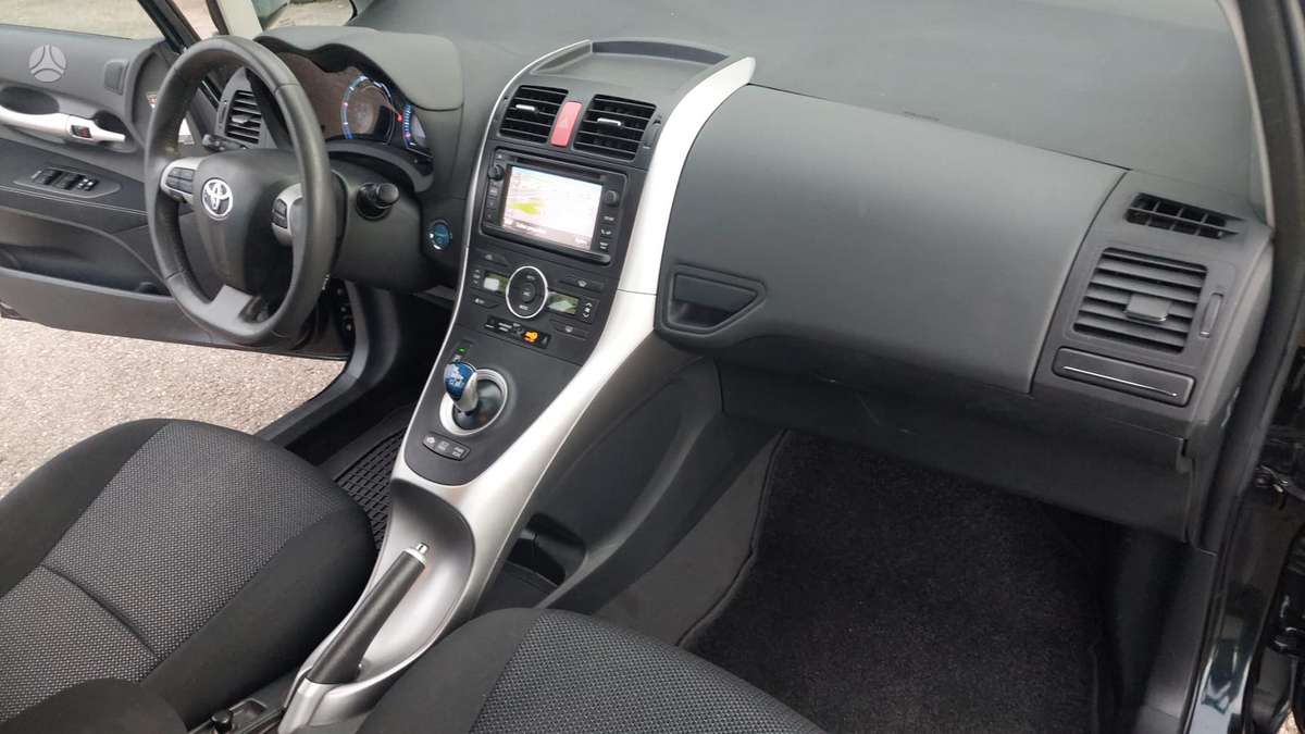 Toyota Auris, 1.8 l., hatchback
