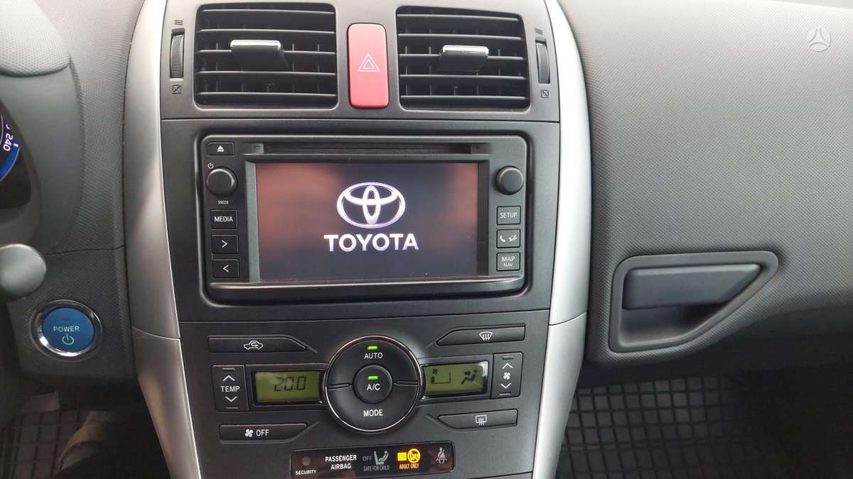 Toyota Auris, 1.8 l., hatchback