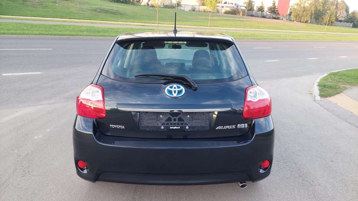 Toyota Auris, 1.8 l., hatchback