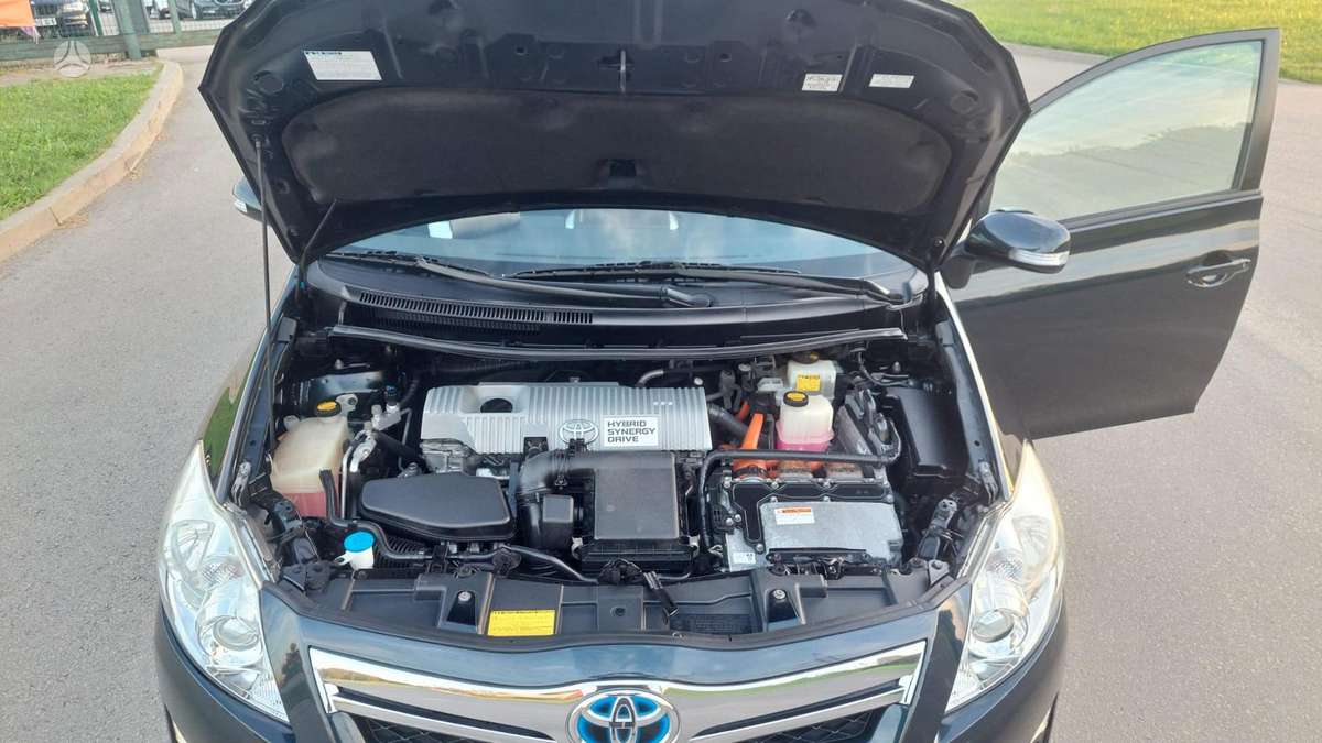 Toyota Auris, 1.8 l., hatchback