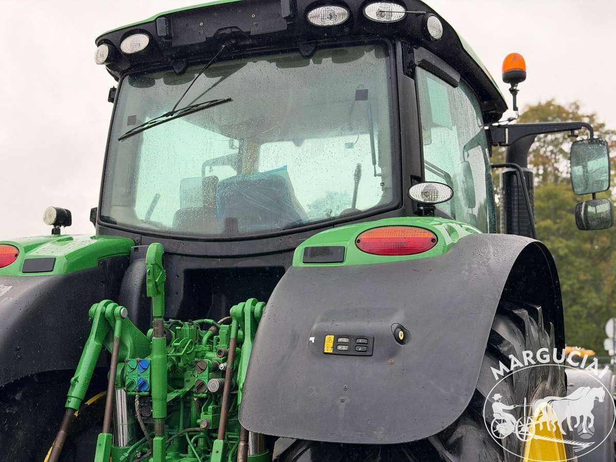John Deere 6210R, 200 - 249 AG, tractors