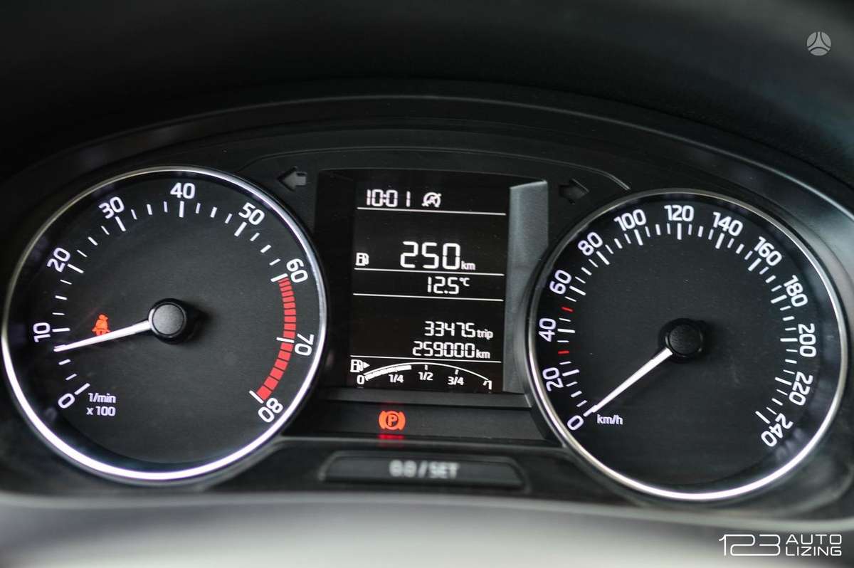 Skoda Rapid, 1.2 l., Хэтчбек