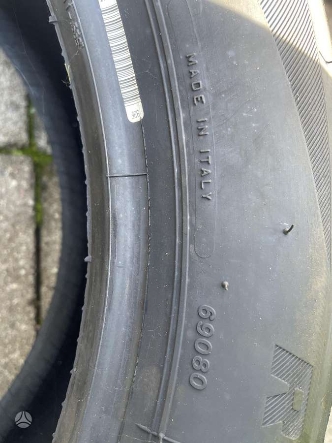 Firestone, летние 225/50 R17