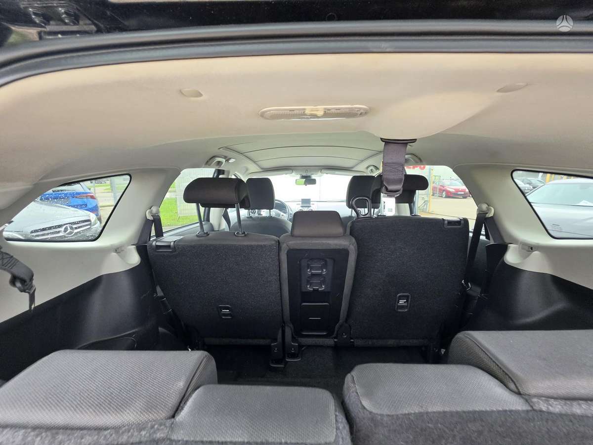 Nissan Qashqai+2 2011 — photo 6