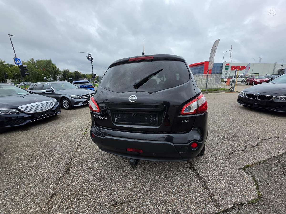 Nissan Qashqai+2 2011 — photo 10