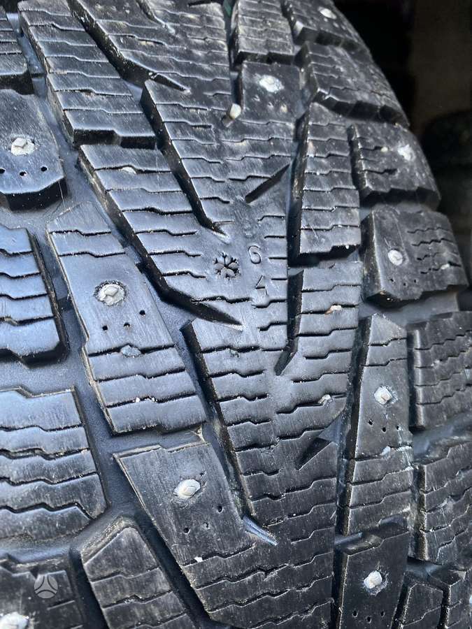 Nokian, winter 225/70 R16