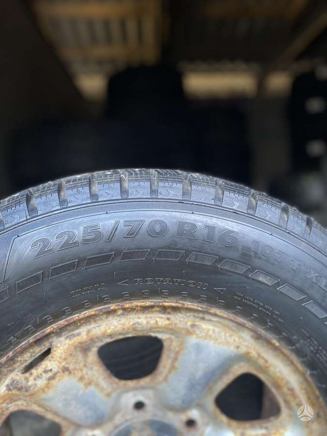 Nokian, winter 225/70 R16