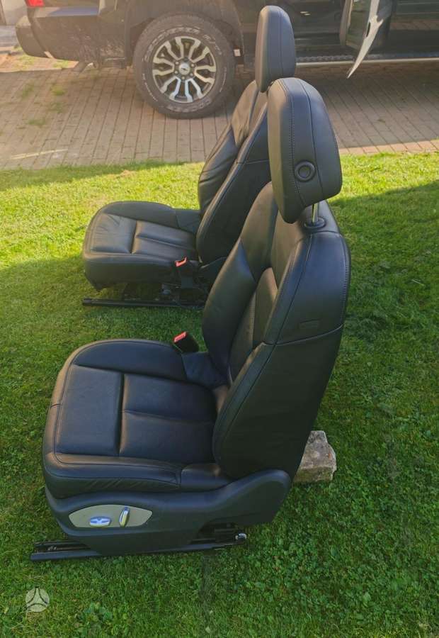 Porsche Cayenne sėdynės