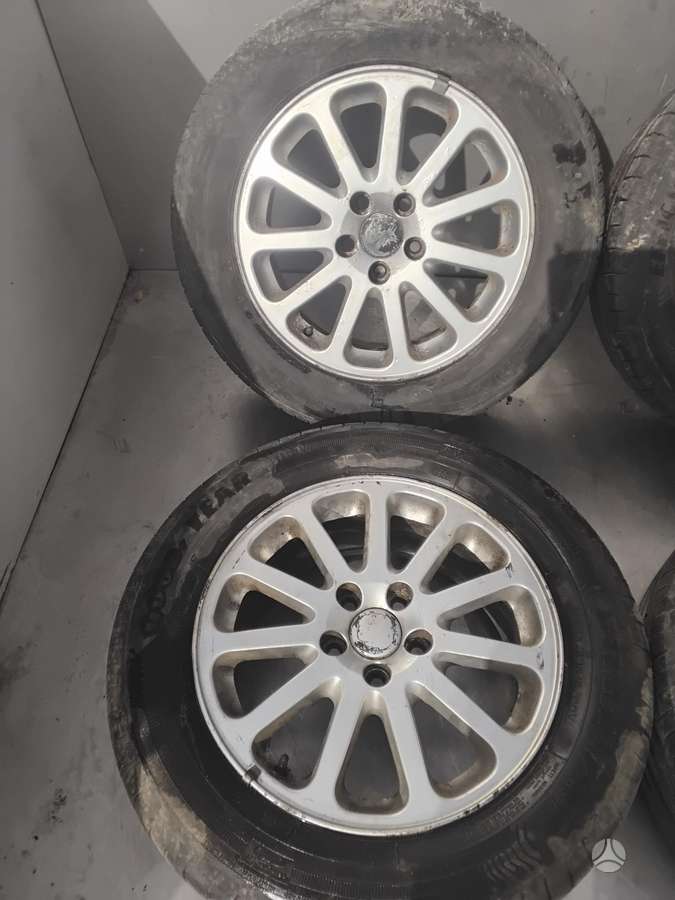Volvo, lengvojo lydinio, R16