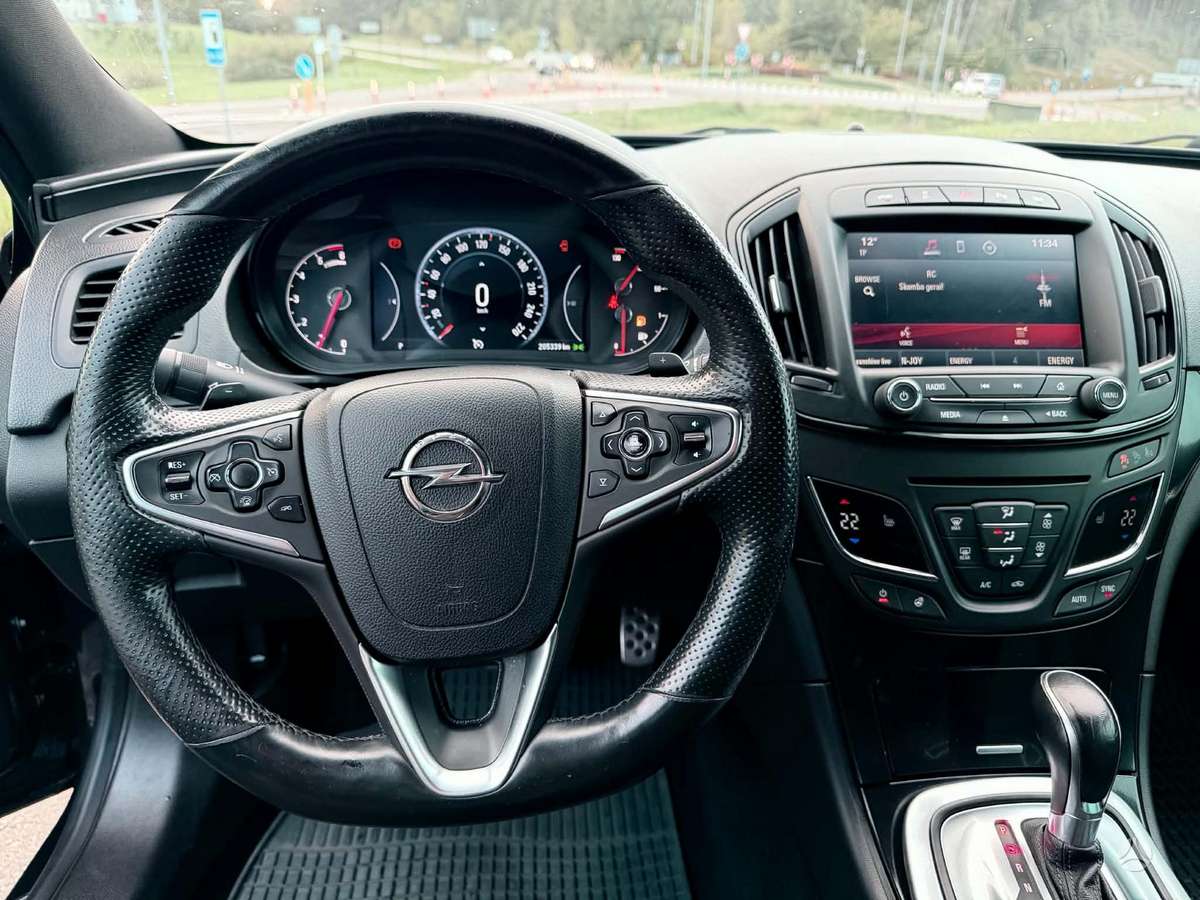 Opel Insignia, universalas