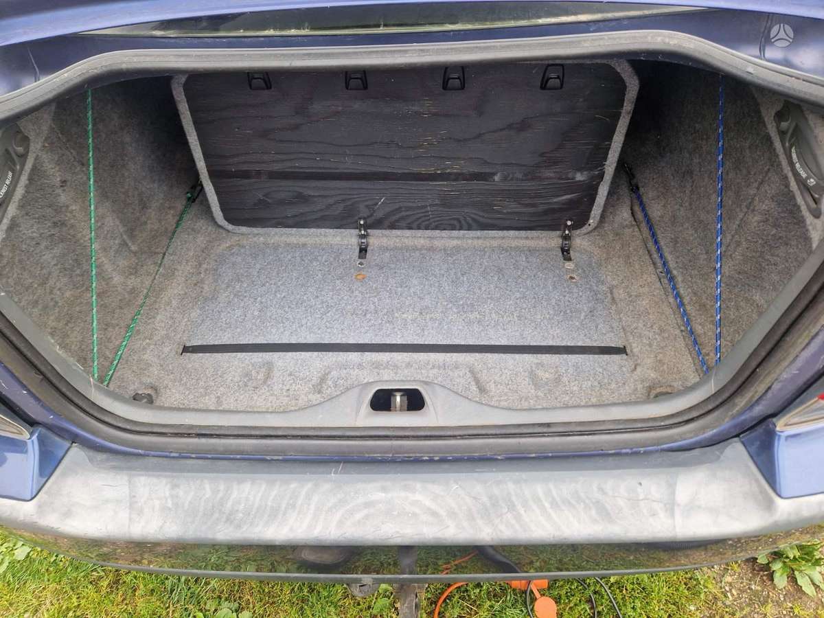 Volvo S60, 2.4 l., Седан