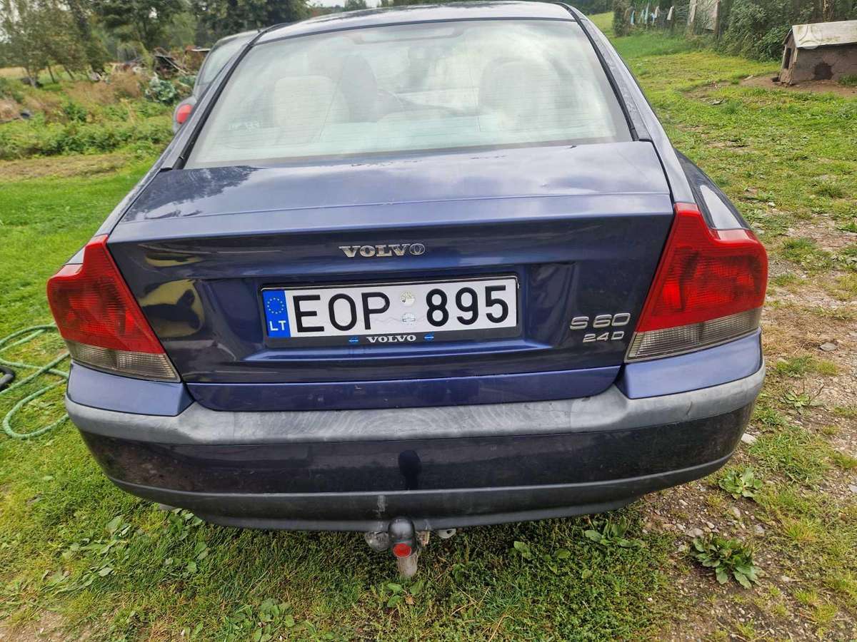 Volvo S60, 2.4 l., Седан