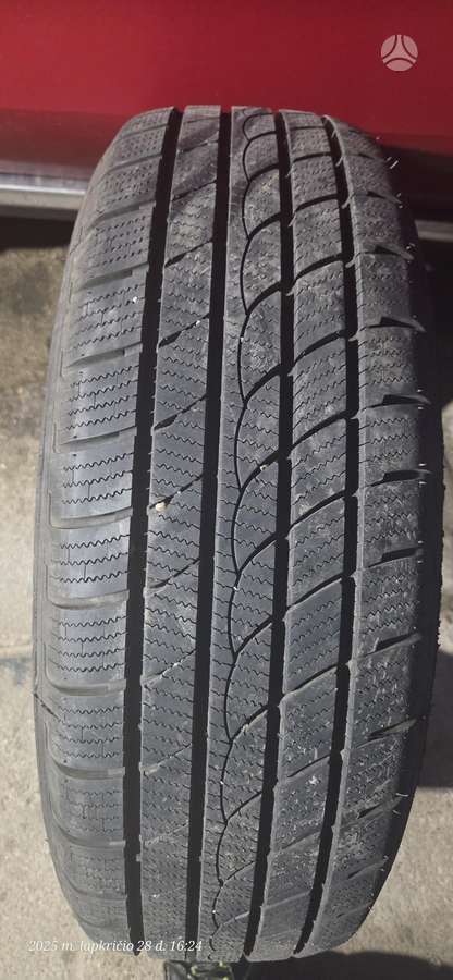 Tristar, winter 235/65 R17