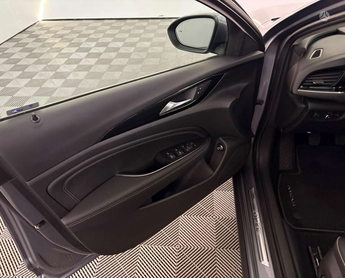 Opel Insignia, 2.0 l., Универсал