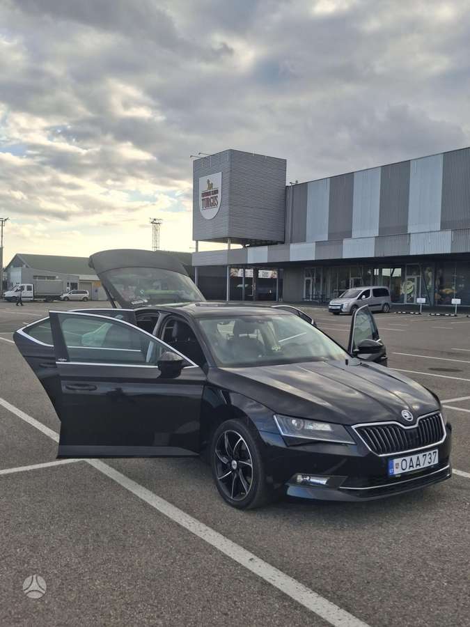 Skoda Superb, 2.0 l., Хэтчбек