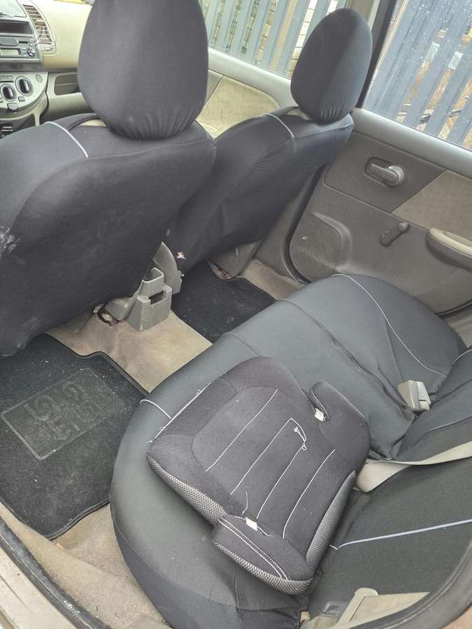 Nissan Note, 1.4 l., hatchback