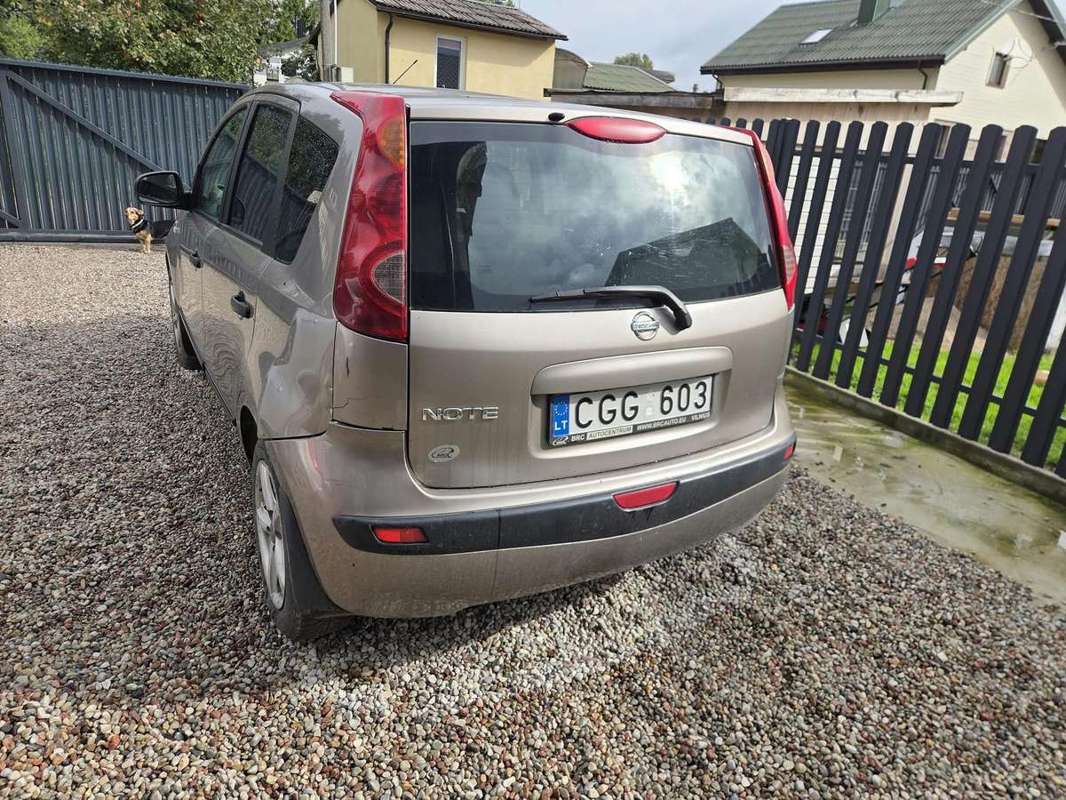 Nissan Note, 1.4 l., hatchback