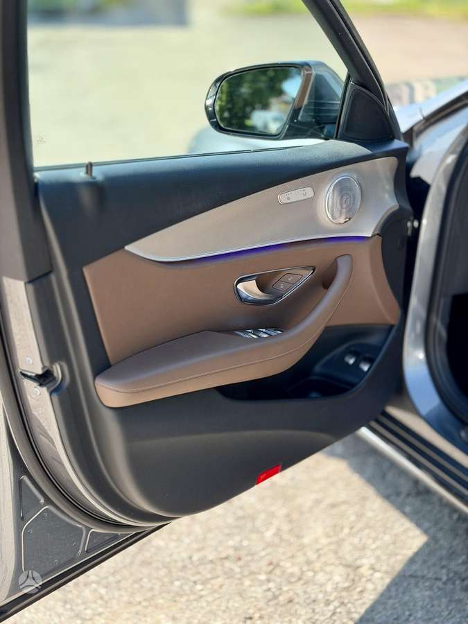 Mercedes-Benz E400, 3.5 l., Универсал