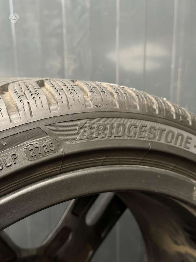 Bridgestone BLIZZAK ENLITEN, winter 225/40 R18
