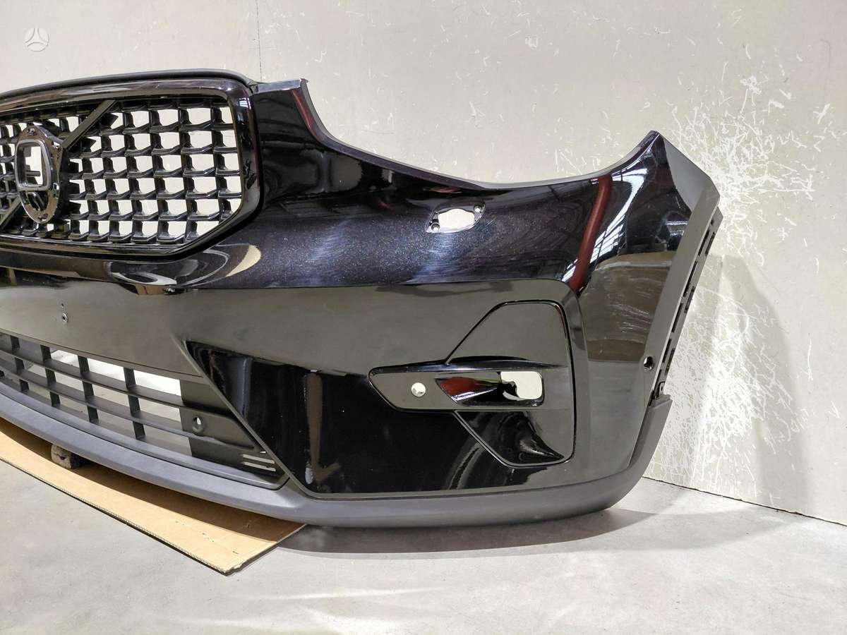 Volvo XC40 bumpers