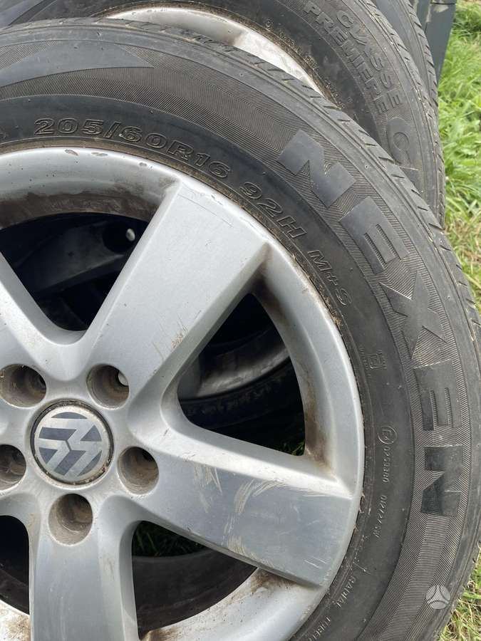 Volkswagen, light alloy, R16