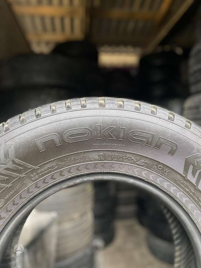 Nokian, зимние 245/70 R16