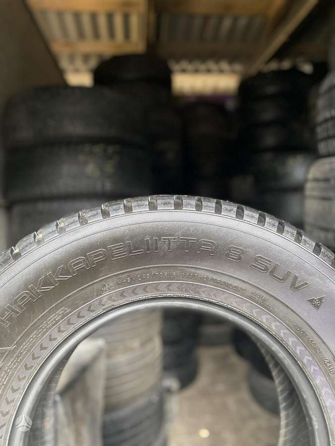 Nokian, žieminės 245/70 R16
