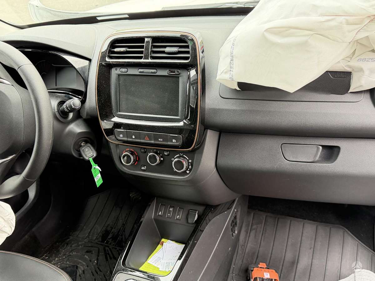 Dacia Spring Visa dalimis 4000