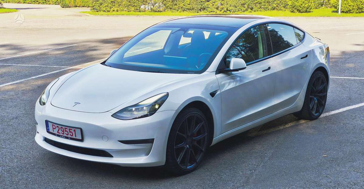 Tesla Model 3, 81 кВт·ч, Седан