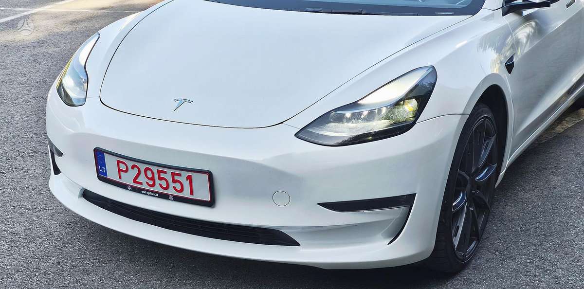 Tesla Model 3, 81 кВт·ч, Седан