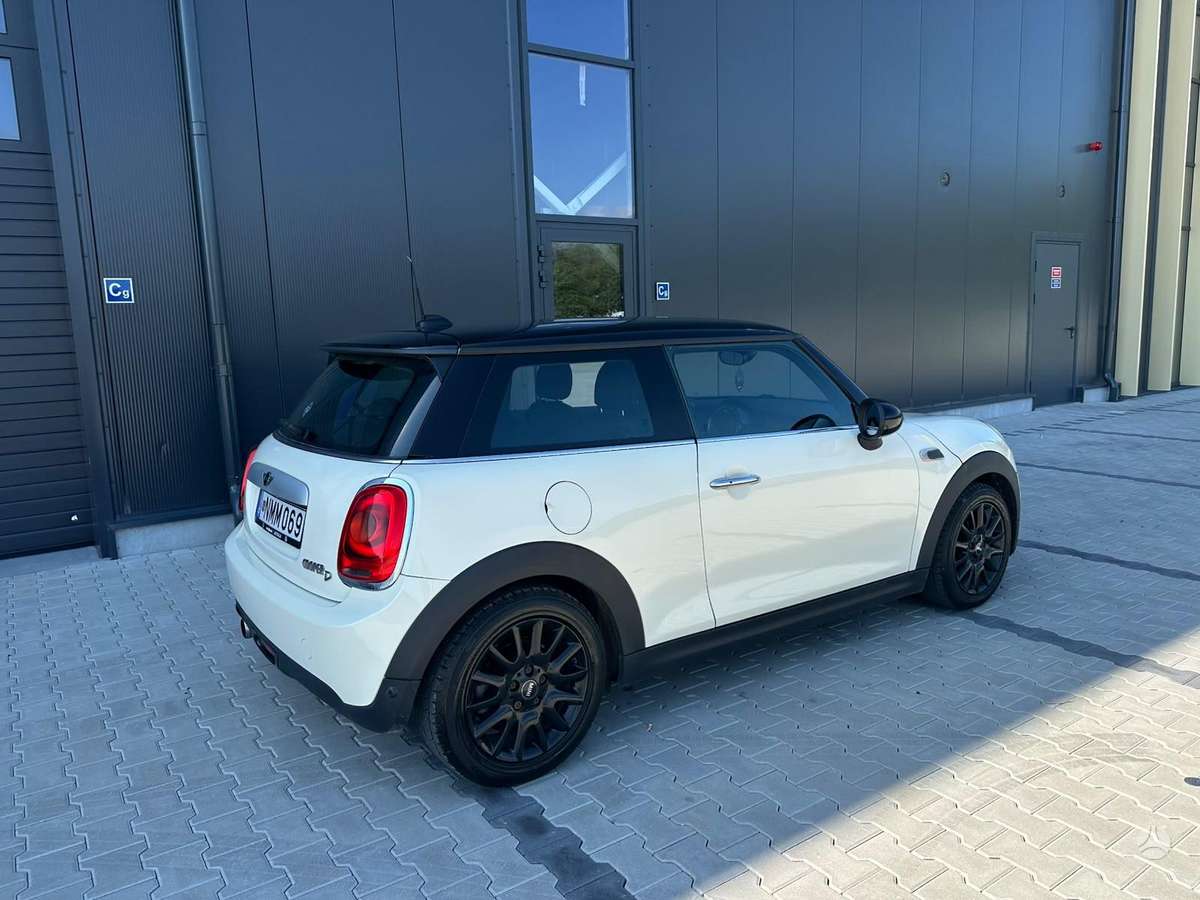 Mini Cooper, 1.5 l., Хэтчбек