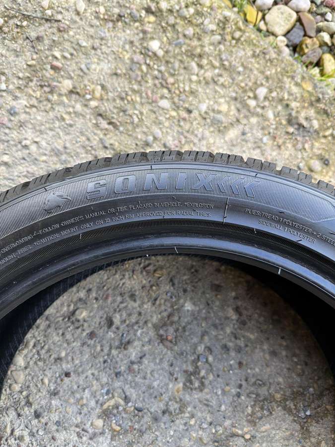 Sonix Winter Xpro 888, зимние 225/45 R18