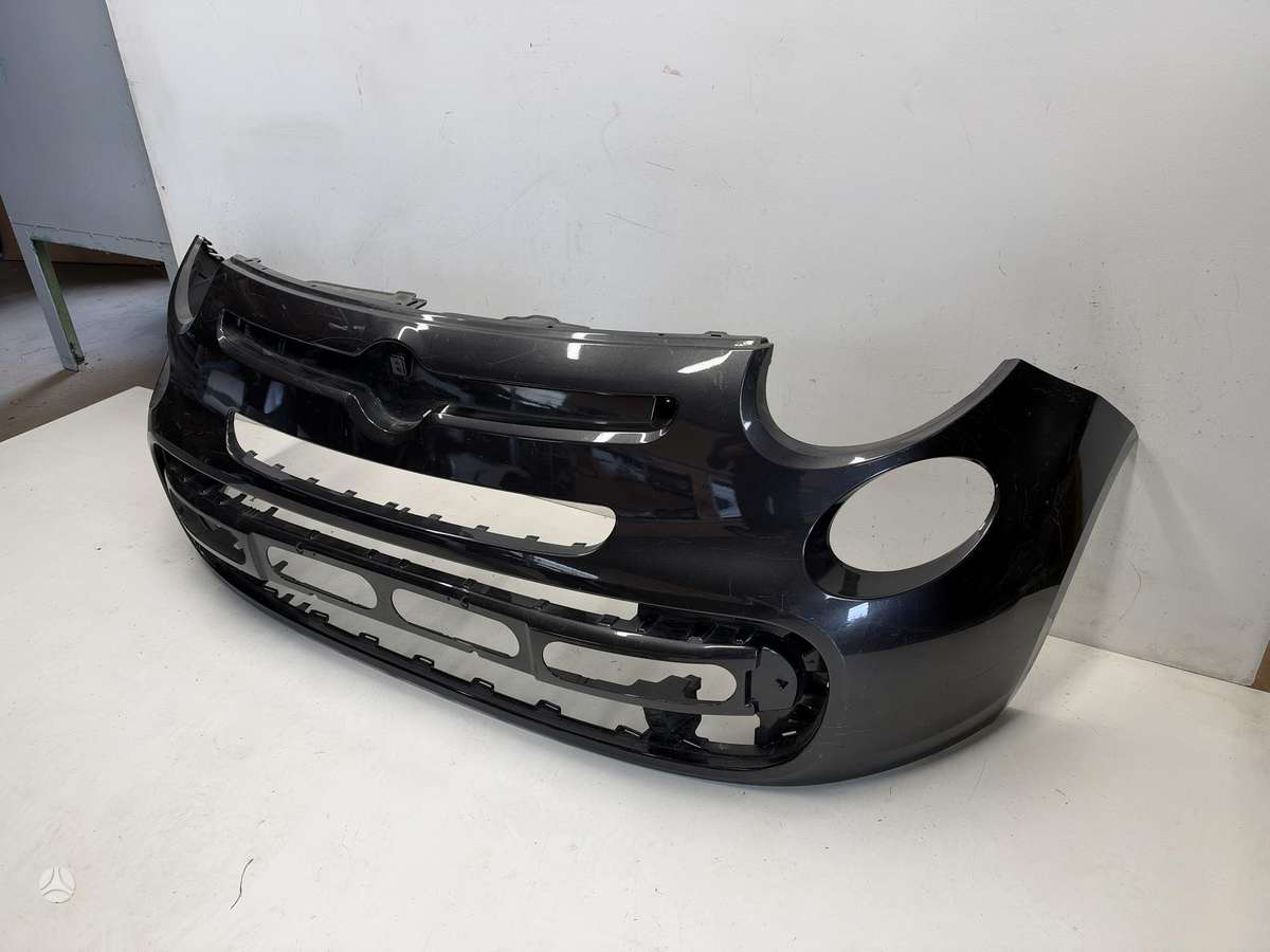 Fiat 500L bumpers, lights, front grill