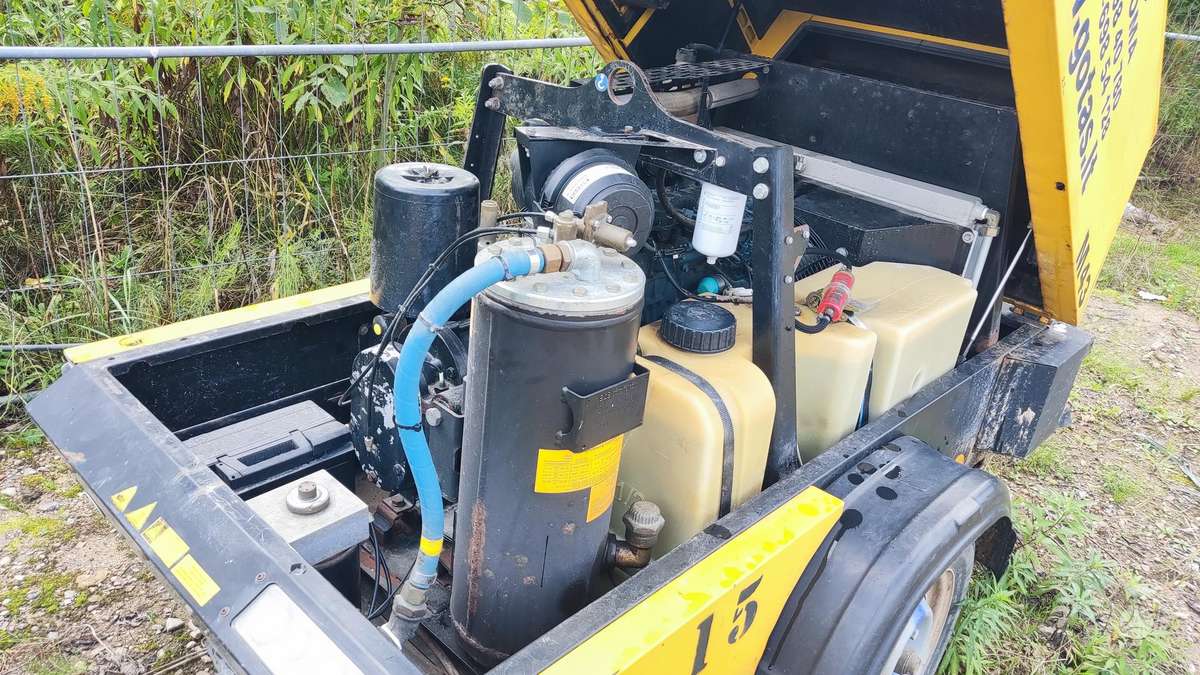 Kaeser M43, compressor