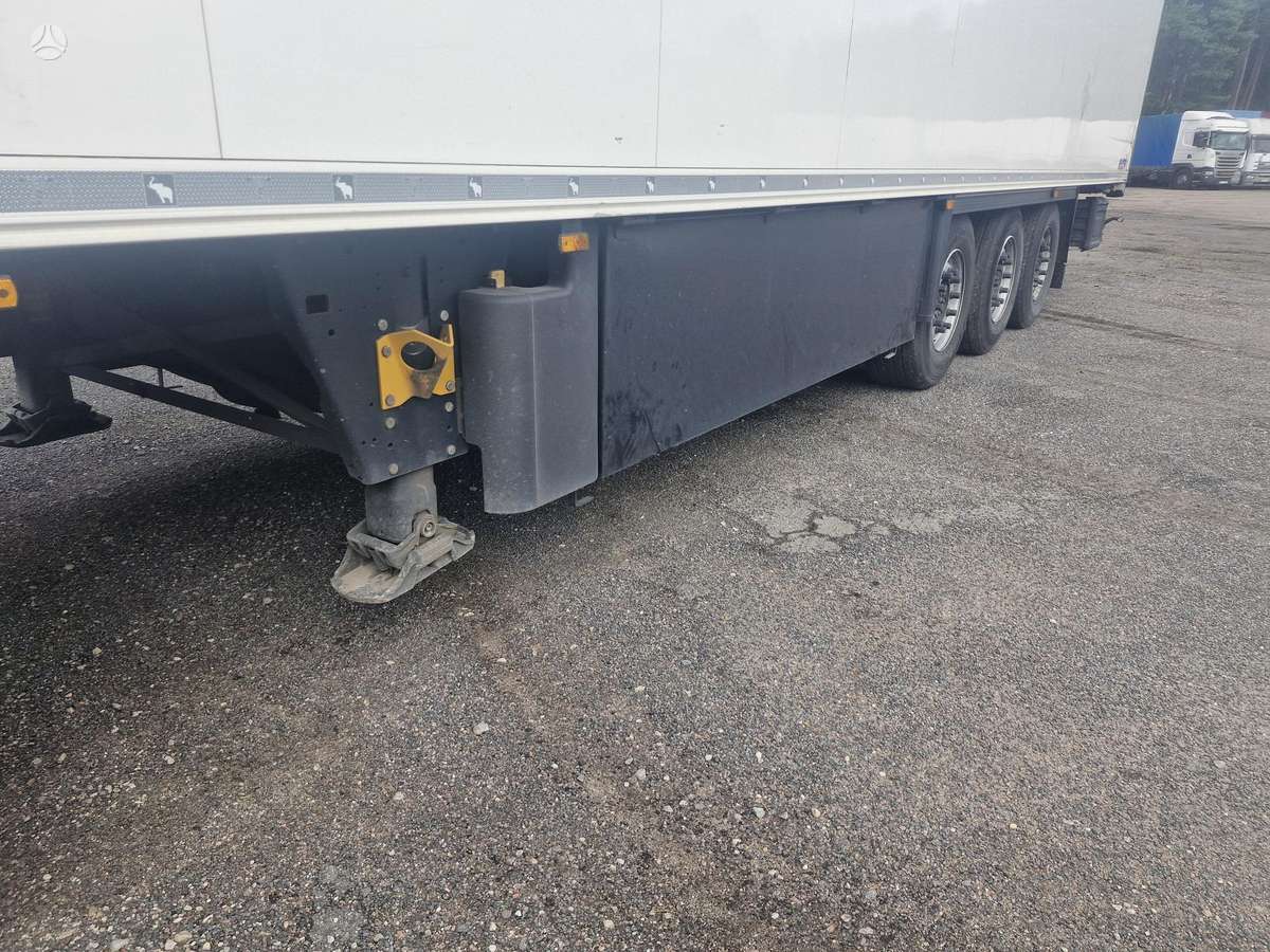 Schmitz ThermoKing SLX 300 7 cm, refrigerated