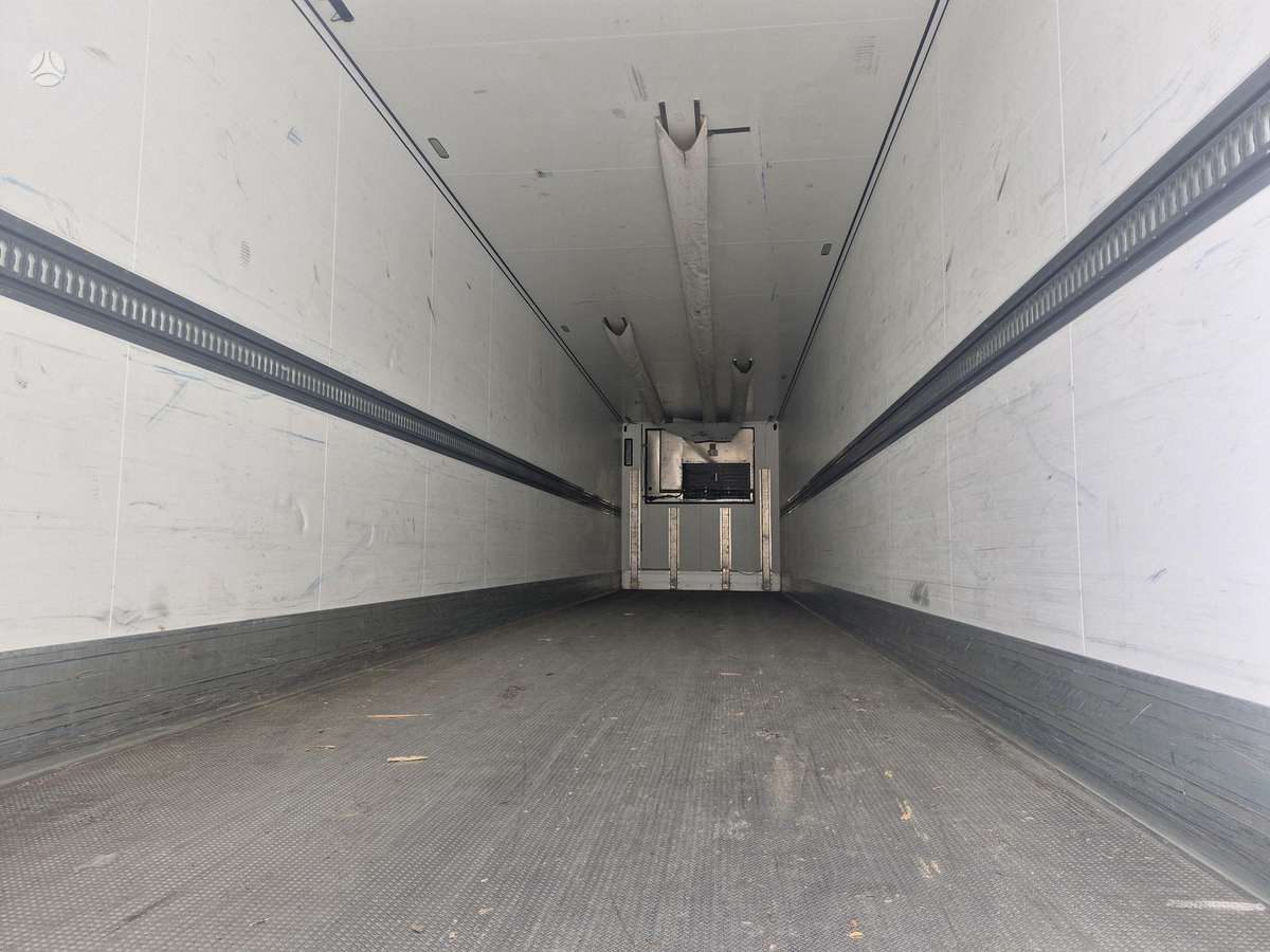 Schmitz ThermoKing SLX 300 7 cm, refrigerated