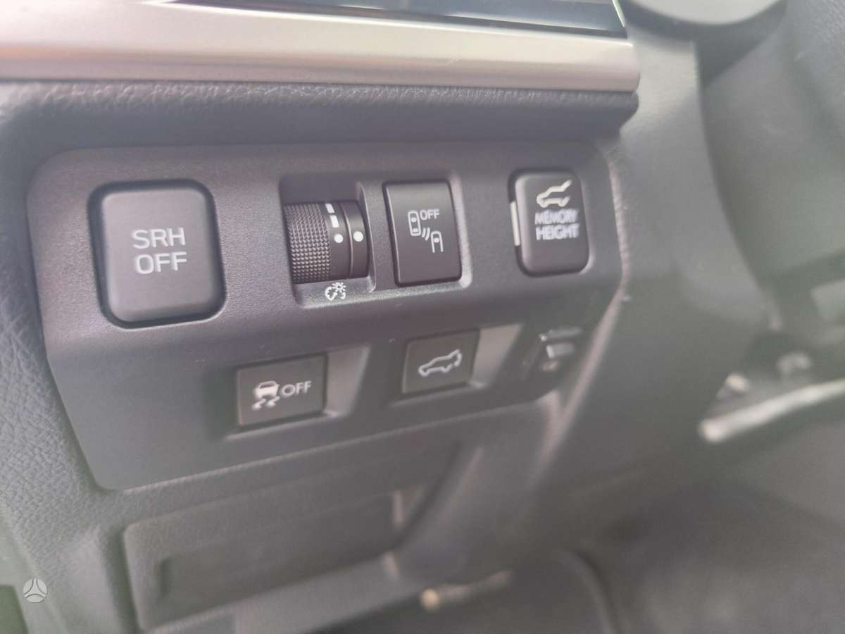 Subaru Forester, 2.5 l., off-road / crossover