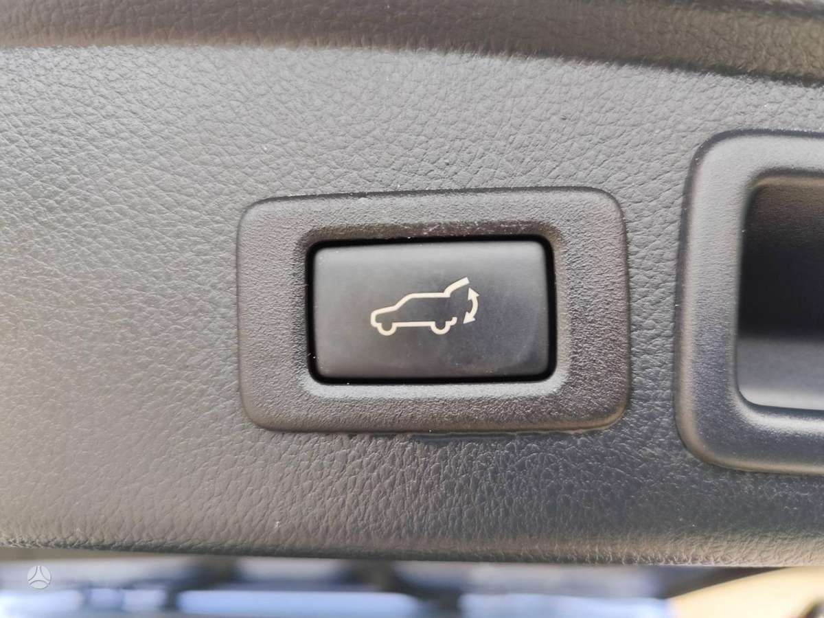 Subaru Forester, 2.5 l., off-road / crossover