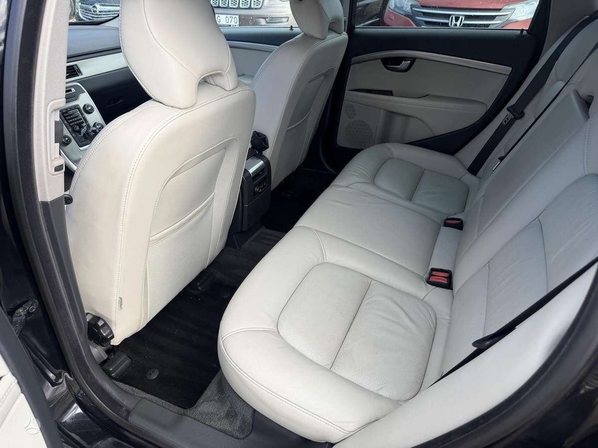 Volvo V70, 2.0 l., wagon