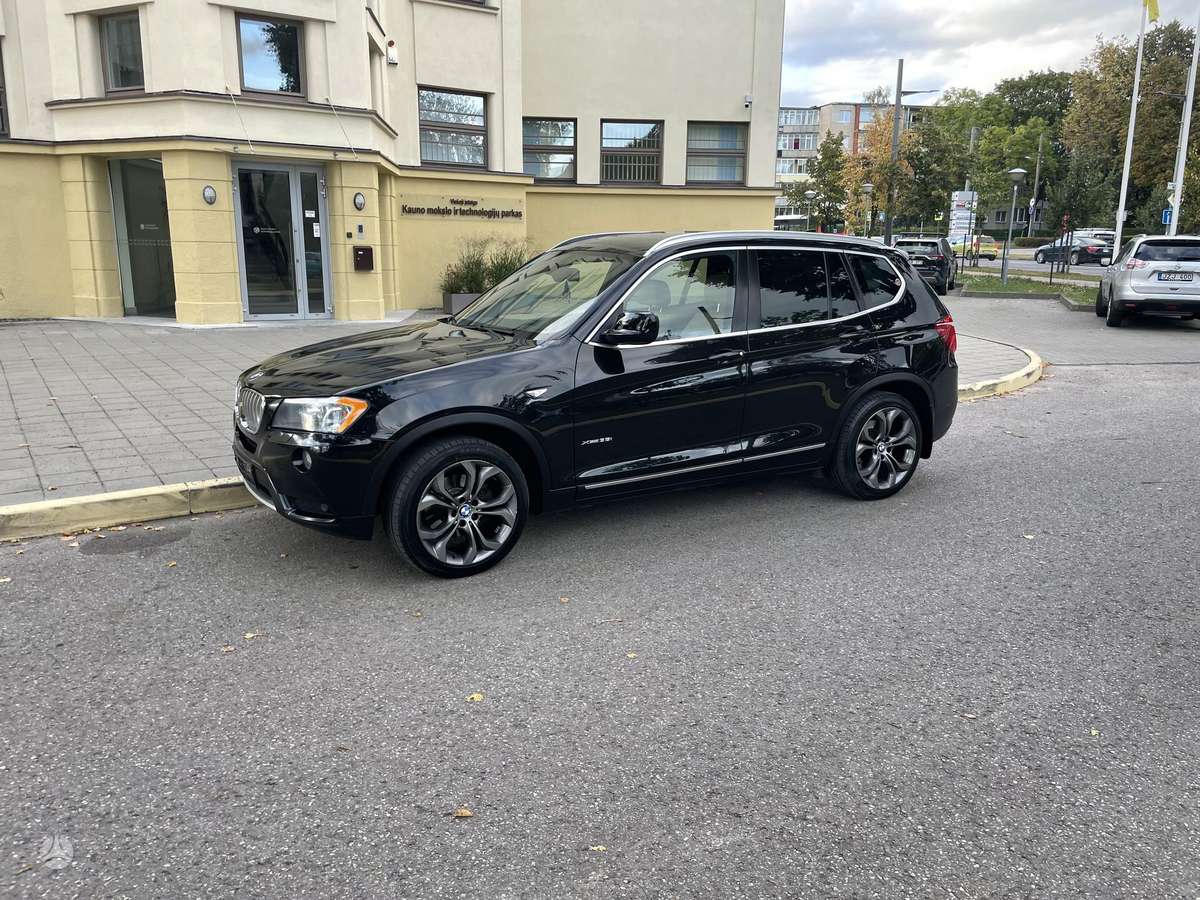 BMW X3, 3.0 l., off-road / crossover
