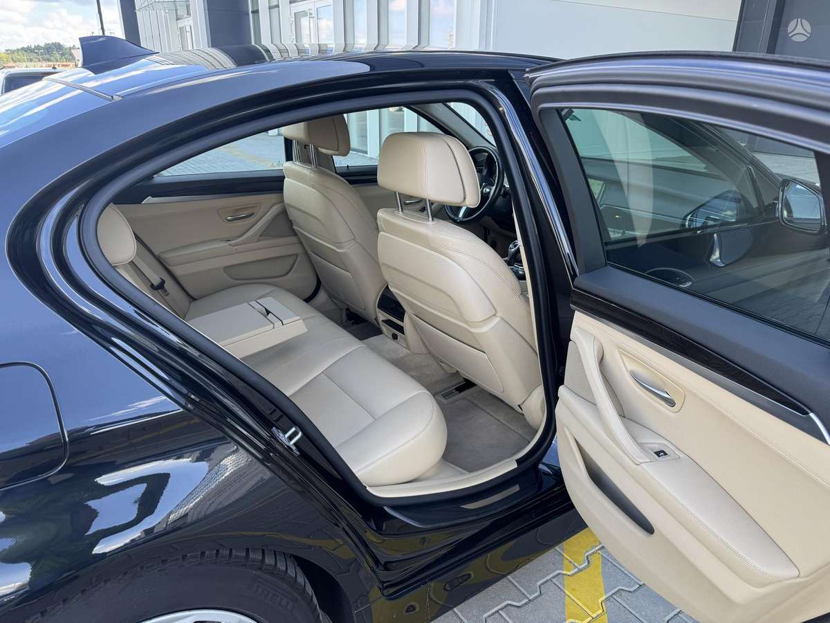 BMW 530, 3.0 l., Седан