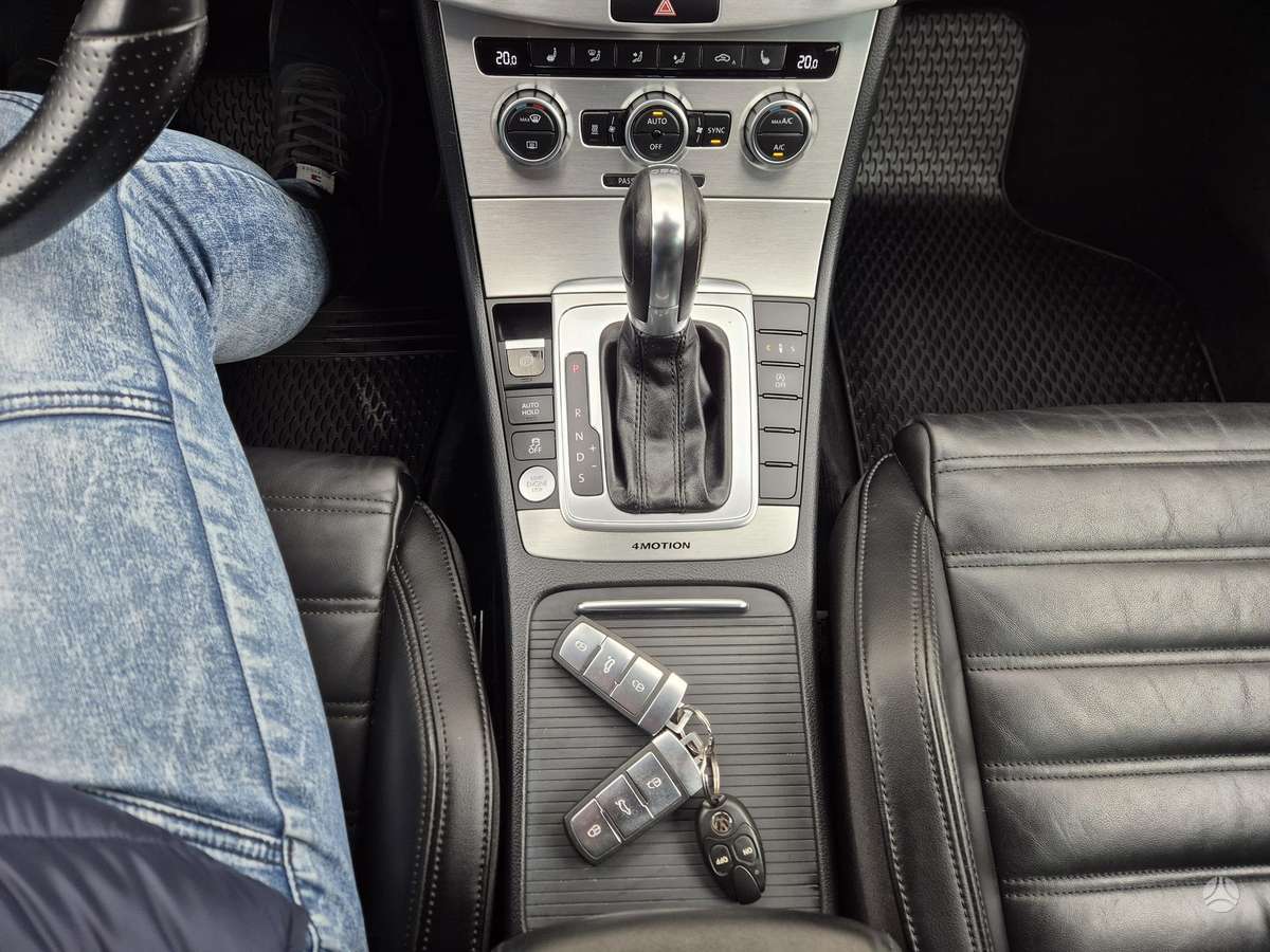 Volkswagen Passat, 2.0 l., Универсал